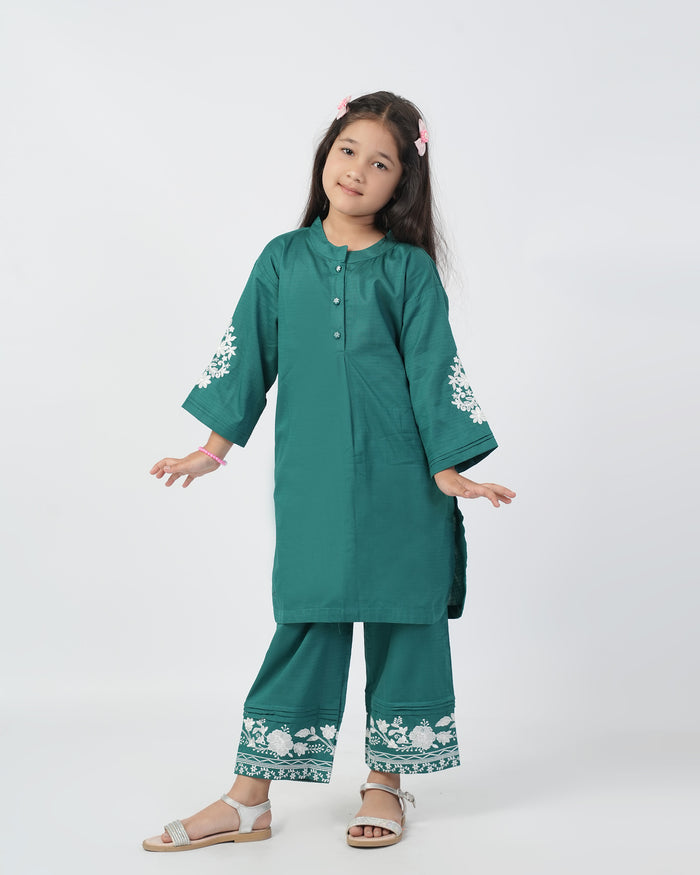 Girls Embroidered 02 Pcs Suit
