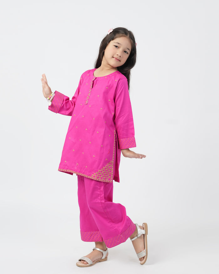 Girls Embroidered 02 Pcs Suit