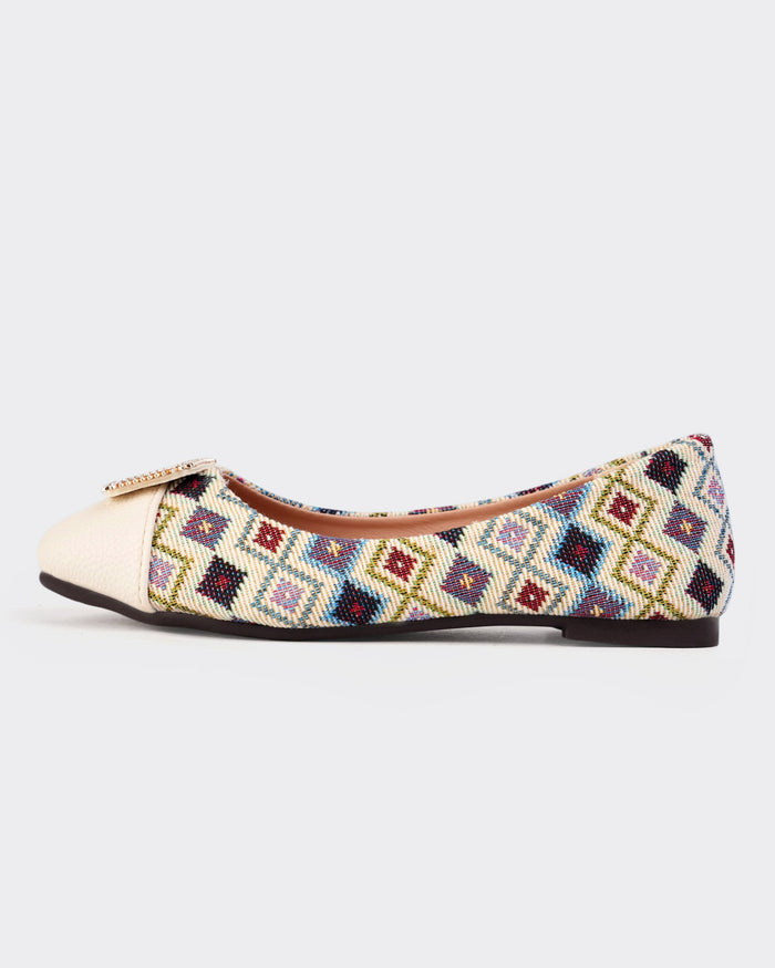 Girls Pumps