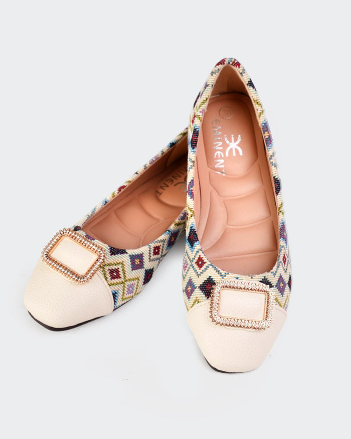Girls Pumps