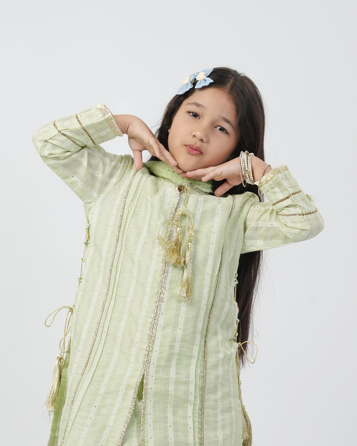 Girls Shalwar Kameez Suit