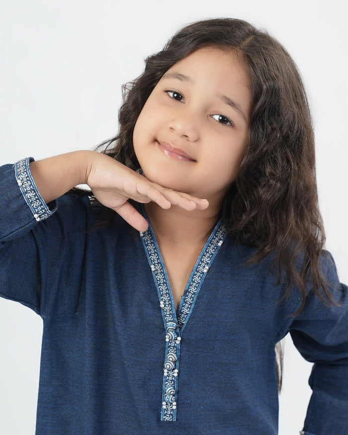 Girls Shalwar Kameez Suit