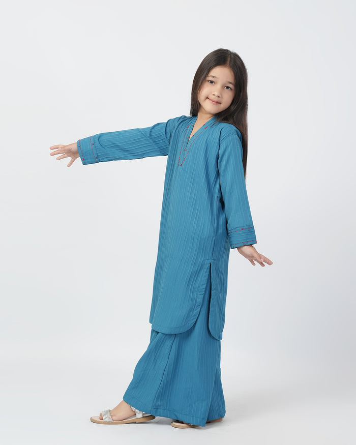 Girls Shalwar Kameez Suit