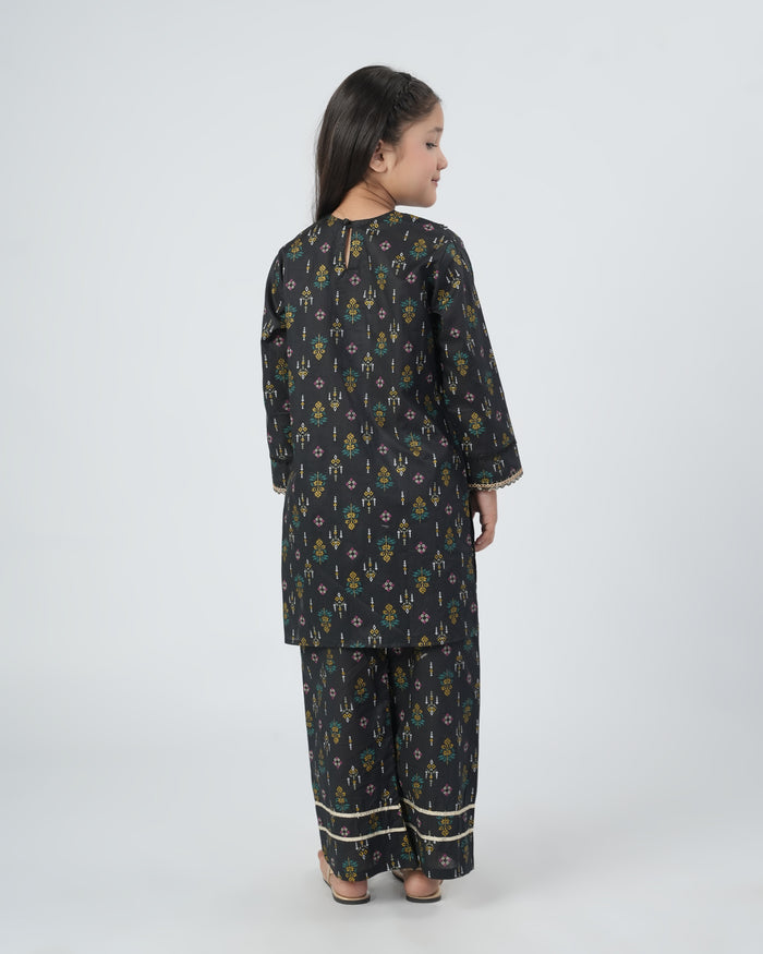 Girls Shalwar Kameez