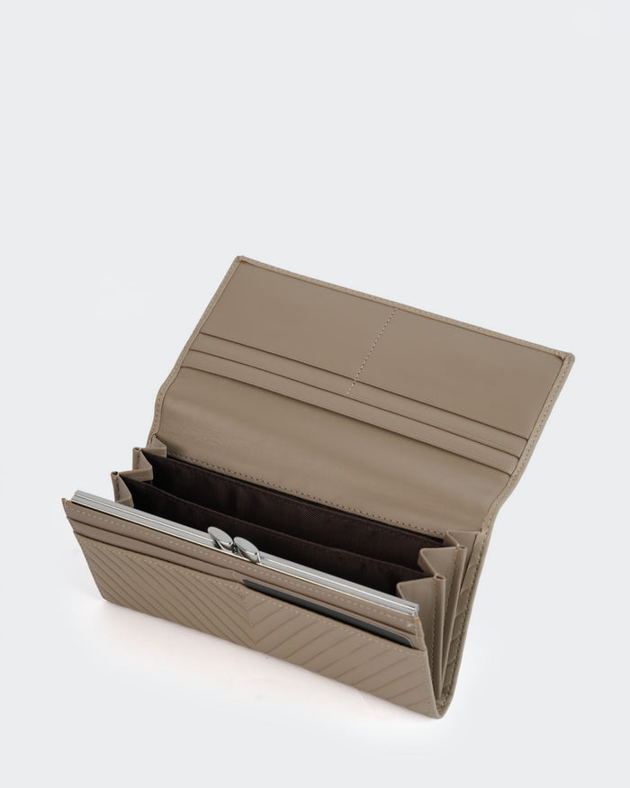 Signature Flap Wallet
