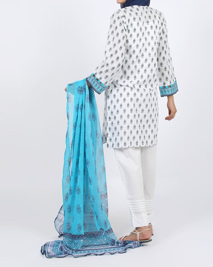 WomenÃƒÆ’Ã†â€™Ãƒâ€ Ã¢â‚¬â„¢ÃƒÆ’Ã¢â‚¬Å¡Ãƒâ€šÃ‚Â¢ÃƒÆ’Ã†â€™Ãƒâ€šÃ‚Â¢ÃƒÆ’Ã‚Â¢ÃƒÂ¢Ã¢â‚¬Å¡Ã‚Â¬Ãƒâ€¦Ã‚Â¡ÃƒÆ’Ã¢â‚¬Å¡Ãƒâ€šÃ‚Â¬ÃƒÆ’Ã†â€™Ãƒâ€šÃ‚Â¢ÃƒÆ’Ã‚Â¢ÃƒÂ¢Ã¢â‚¬Å¡Ã‚Â¬Ãƒâ€¦Ã‚Â¾ÃƒÆ’Ã¢â‚¬Å¡Ãƒâ€šÃ‚Â¢s Stitched 3-Piece Cotton Suit ÃƒÆ’Ã†â€™Ãƒâ€ Ã¢â‚¬â„¢ÃƒÆ’Ã¢â‚¬Å¡Ãƒâ€šÃ‚Â¢ÃƒÆ’Ã†â€™Ãƒâ€šÃ‚Â¢ÃƒÆ’Ã‚Â¢ÃƒÂ¢Ã¢â‚¬Å¡Ã‚Â¬Ãƒâ€¦Ã‚Â¡ÃƒÆ’Ã¢â‚¬Å¡Ãƒâ€šÃ‚Â¬ÃƒÆ’Ã†â€™Ãƒâ€šÃ‚Â¢ÃƒÆ’Ã‚Â¢ÃƒÂ¢Ã¢â€šÂ¬Ã…Â¡Ãƒâ€šÃ‚Â¬ÃƒÆ’Ã¢â‚¬Â¦ÃƒÂ¢Ã¢â€šÂ¬Ã…â€œ White & Blue, Women Shalwar Suits, Eminent, Chase Value