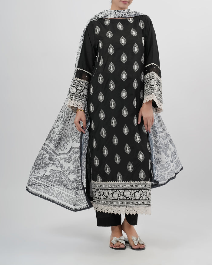 Women's Embroidered Signature 3 Pc