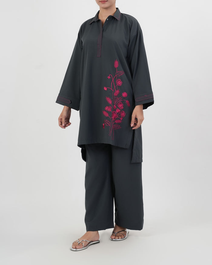 Women's Fusion Embroidered 2 Pc