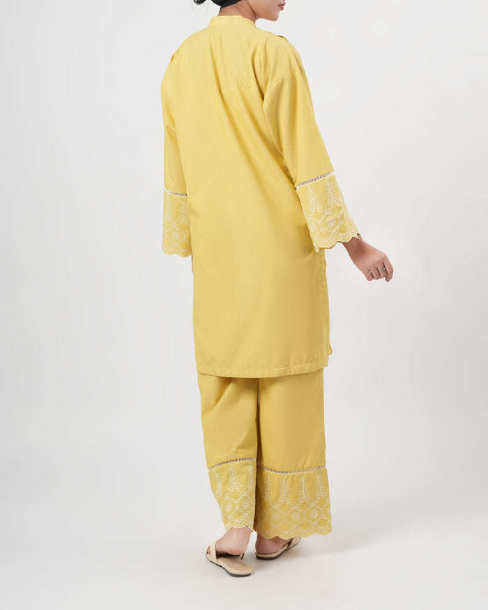 Women's Fusion Embroidered 2 Pc