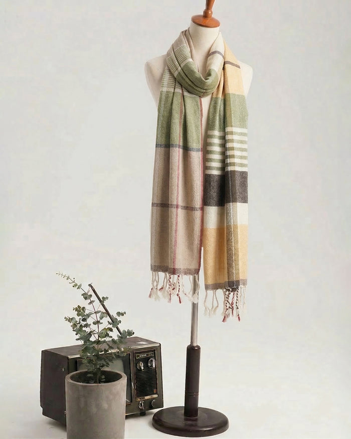 Women's Hand Woven Scarf