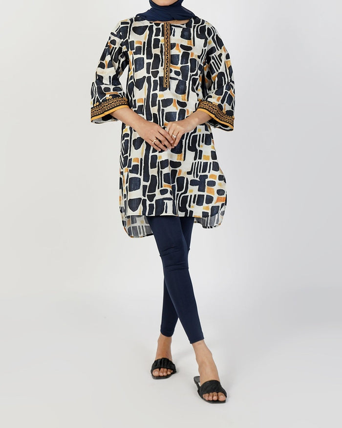 Monochrome Abstract Kurti ÃƒÆ’Ã†â€™Ãƒâ€ Ã¢â‚¬â„¢ÃƒÆ’Ã¢â‚¬Å¡Ãƒâ€šÃ‚Â¢ÃƒÆ’Ã†â€™Ãƒâ€šÃ‚Â¢ÃƒÆ’Ã‚Â¢ÃƒÂ¢Ã¢â‚¬Å¡Ã‚Â¬Ãƒâ€¦Ã‚Â¡ÃƒÆ’Ã¢â‚¬Å¡Ãƒâ€šÃ‚Â¬ÃƒÆ’Ã†â€™Ãƒâ€šÃ‚Â¢ÃƒÆ’Ã‚Â¢ÃƒÂ¢Ã¢â€šÂ¬Ã…Â¡Ãƒâ€šÃ‚Â¬ÃƒÆ’Ã¢â‚¬Â¦ÃƒÂ¢Ã¢â€šÂ¬Ã…â€œ Edgy & Effortless, Women Ready Kurtis, Eminent, Chase Value